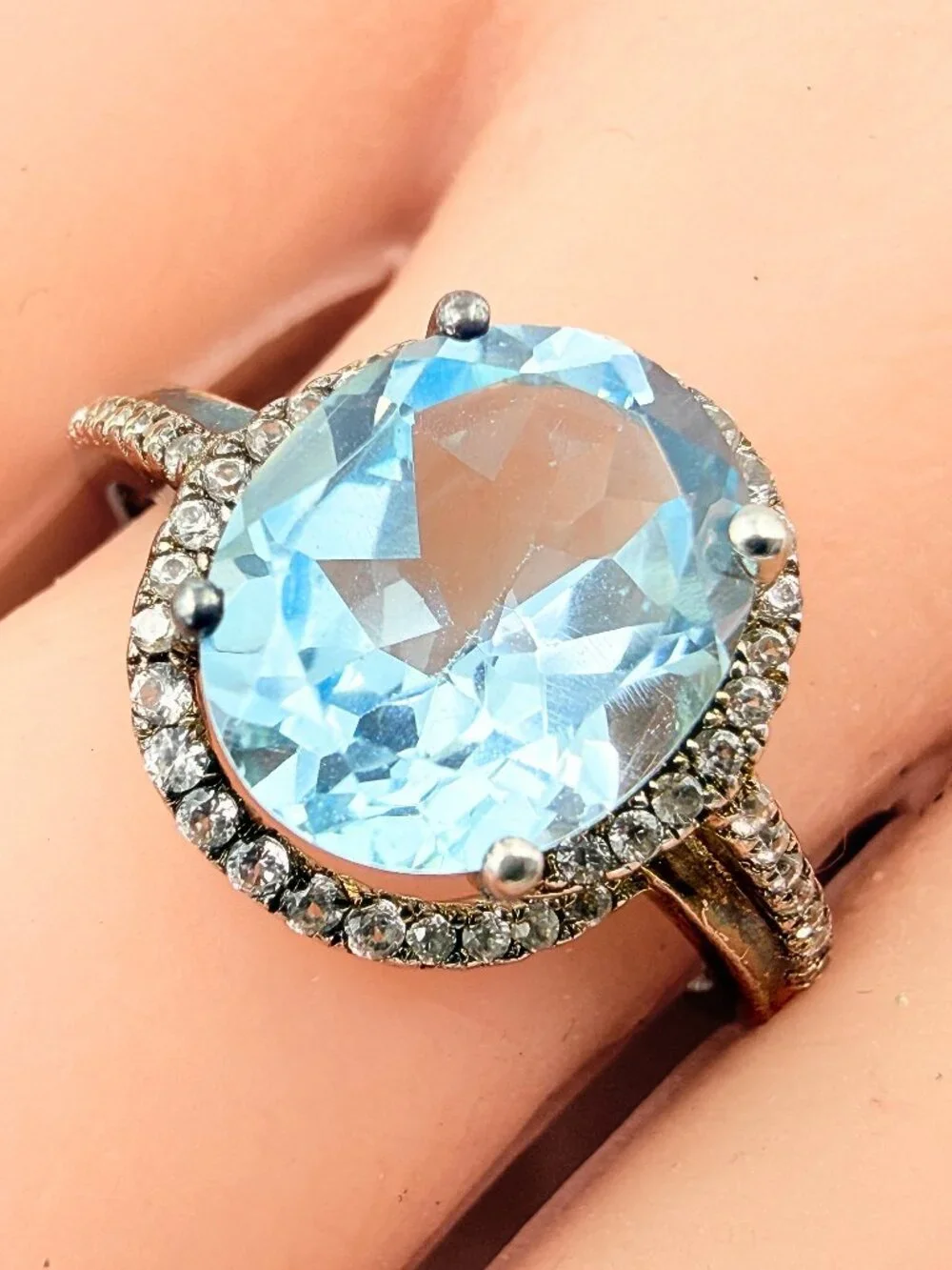 Sparkling Marked Sterling Silver Blue Topaz Regal Halo Cocktail Ring Sz 10
